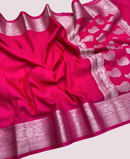 Warm Silk Saree with Full Zari Weaving –...
