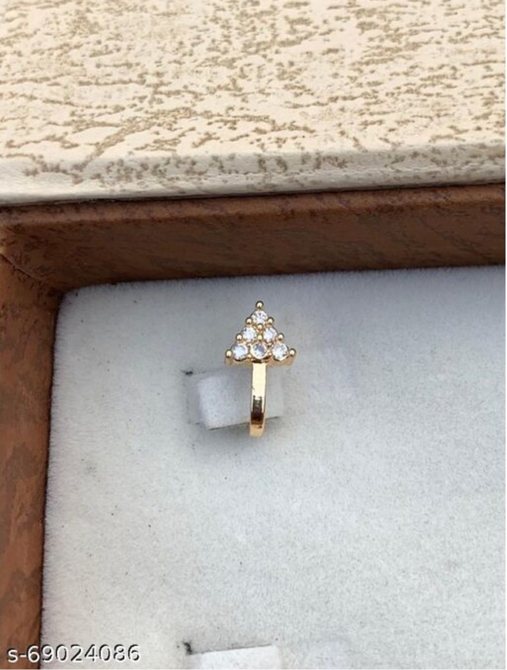 Beautiful Gold Plated Nose Pin ARROW Sha...