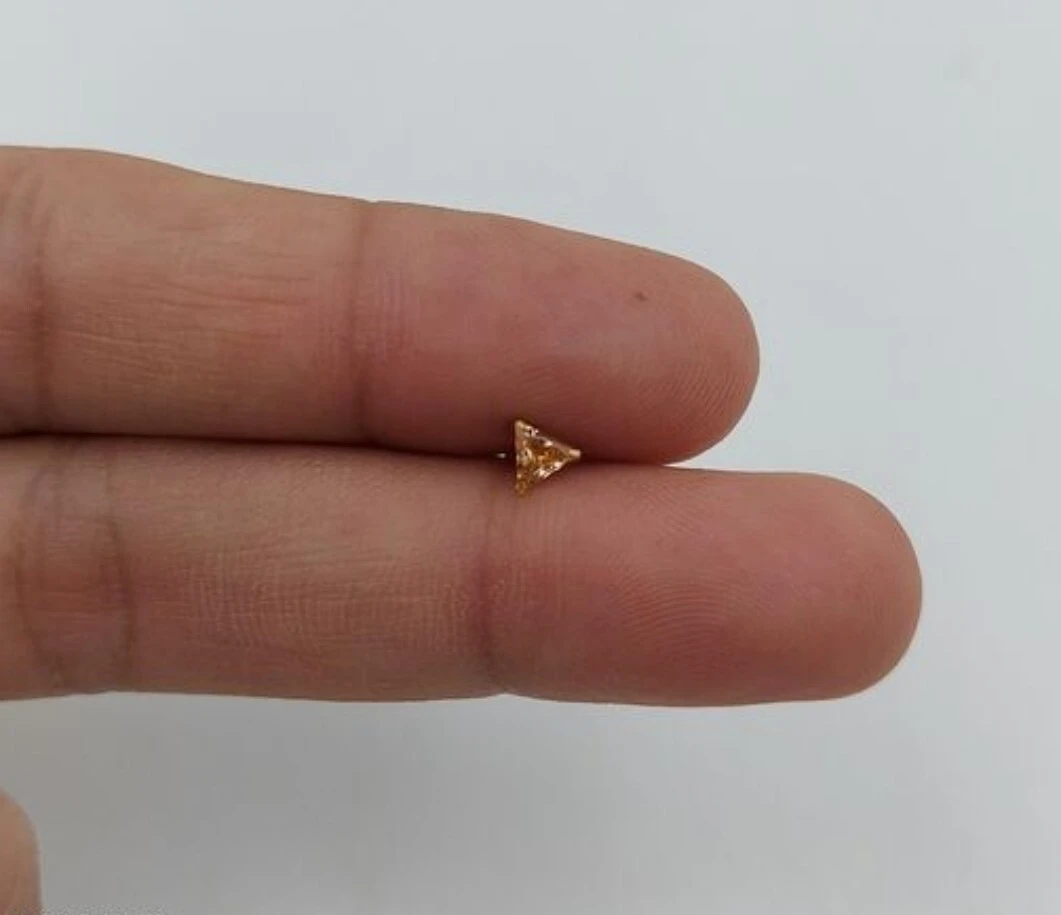 Beautiful Gold Plated Nose Pin CRYTAL ST...
