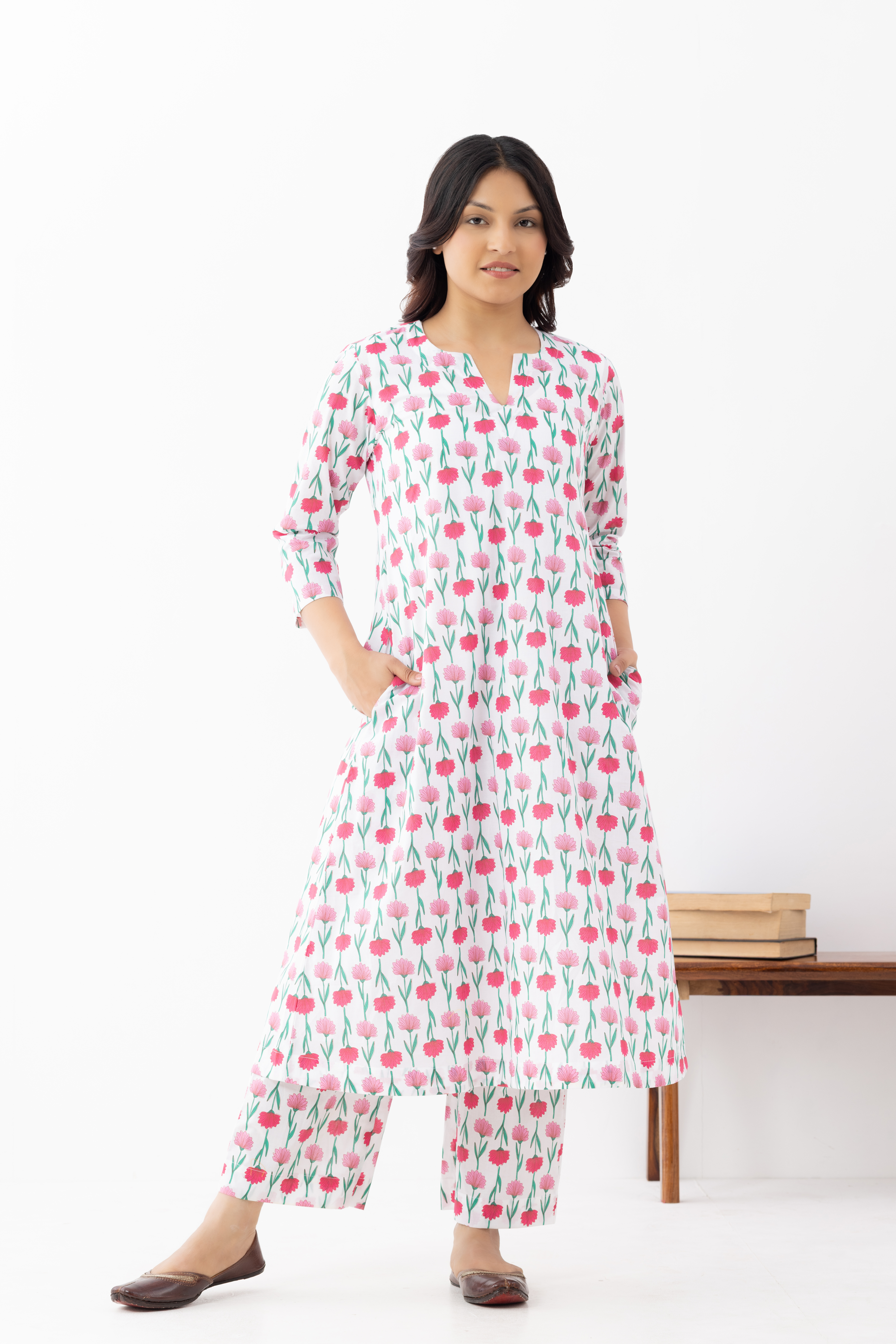 Floral Print Cotton Kurta Set with Palaz...