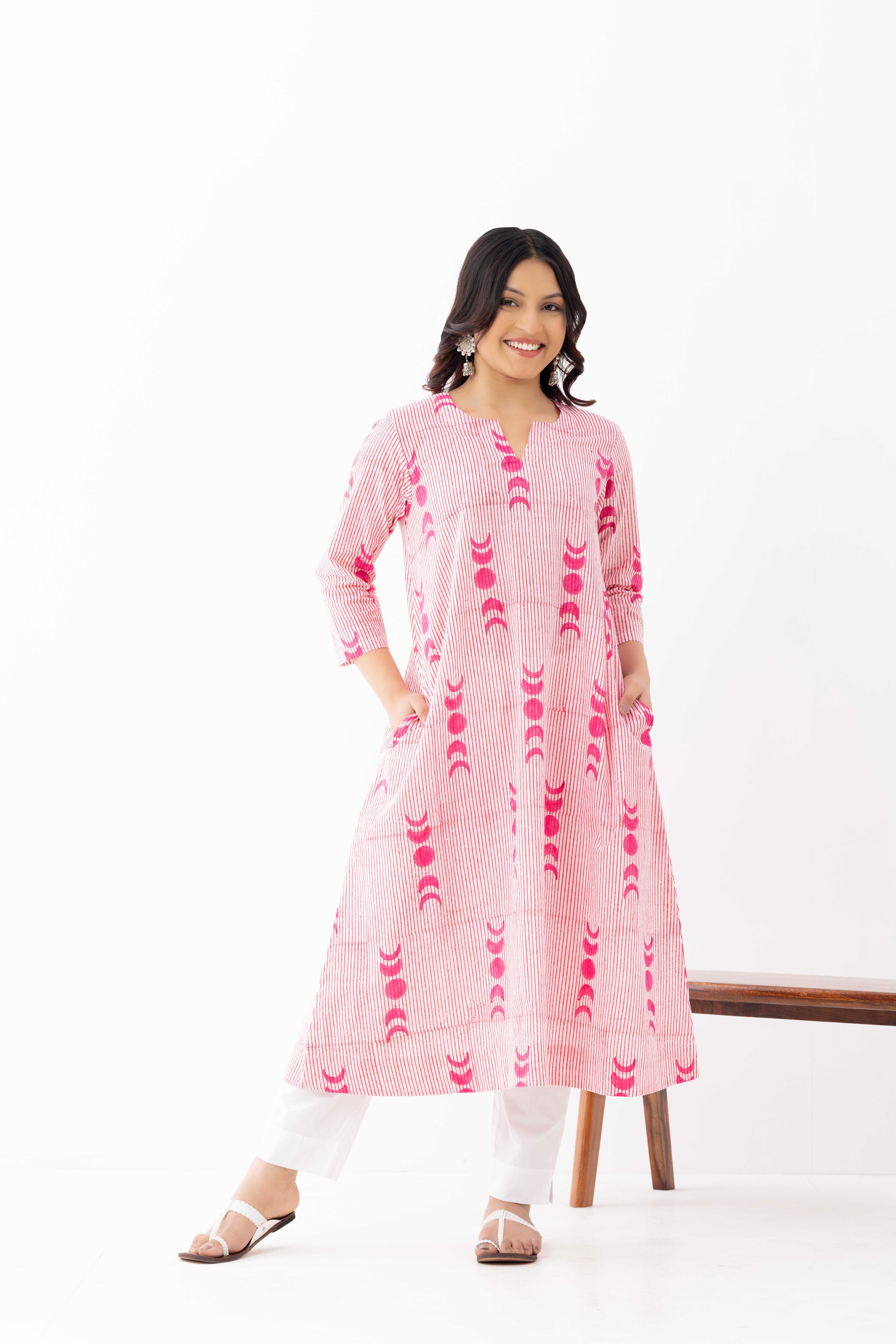 Pink and White Tie-Dye Print Cotton Anar...