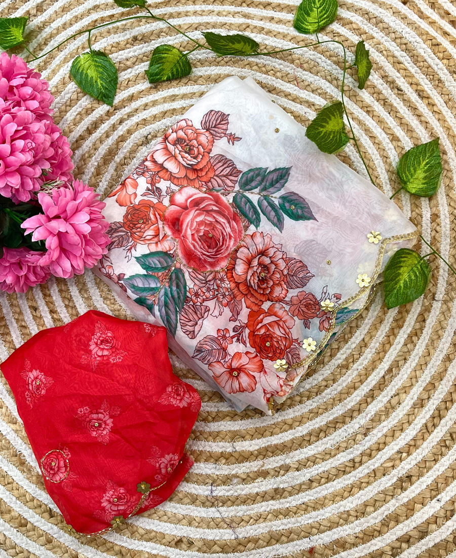 Latest White Floral Printed Tabby Silk S...