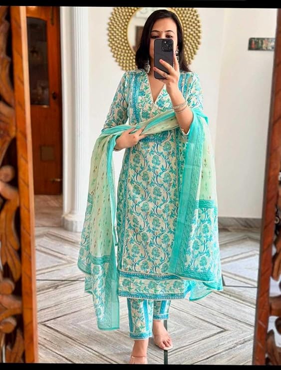 Women's Cotton Floral Printed Anazrkali...