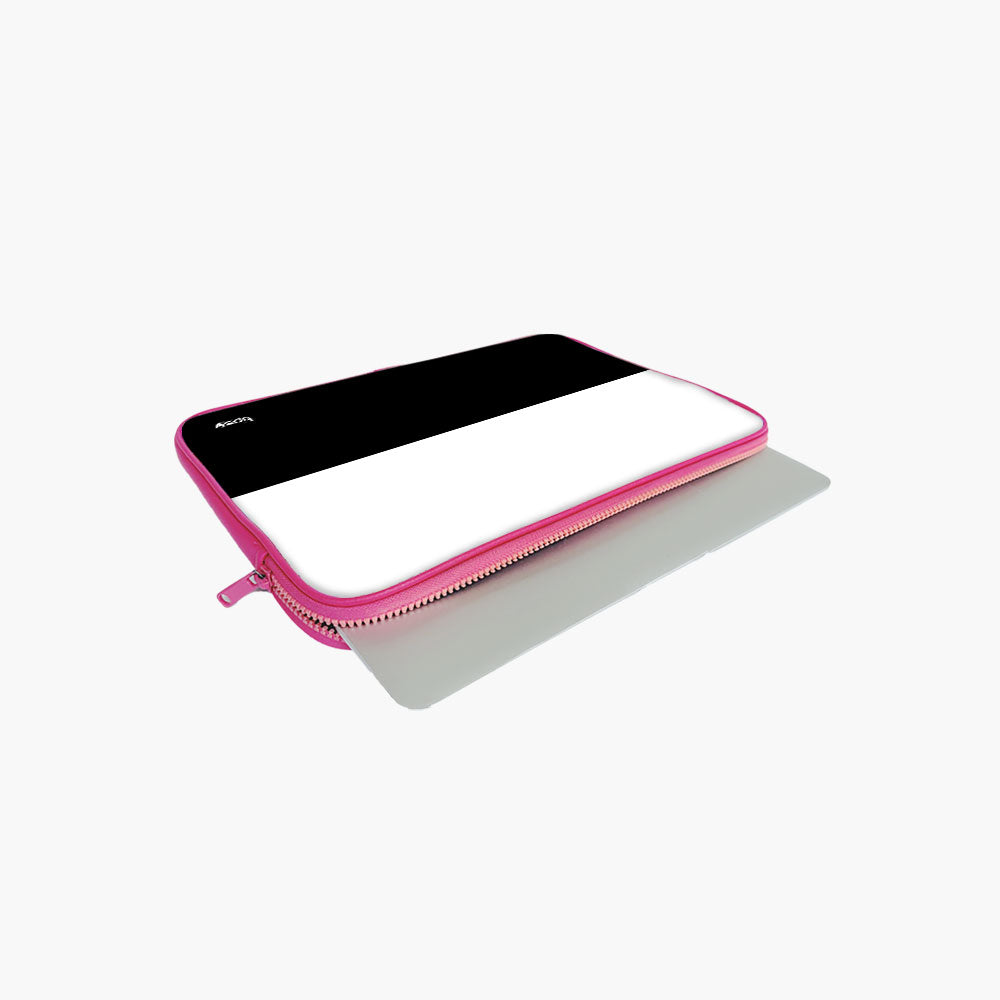 "50:50 Black and White" Laptop Sleeves:B...