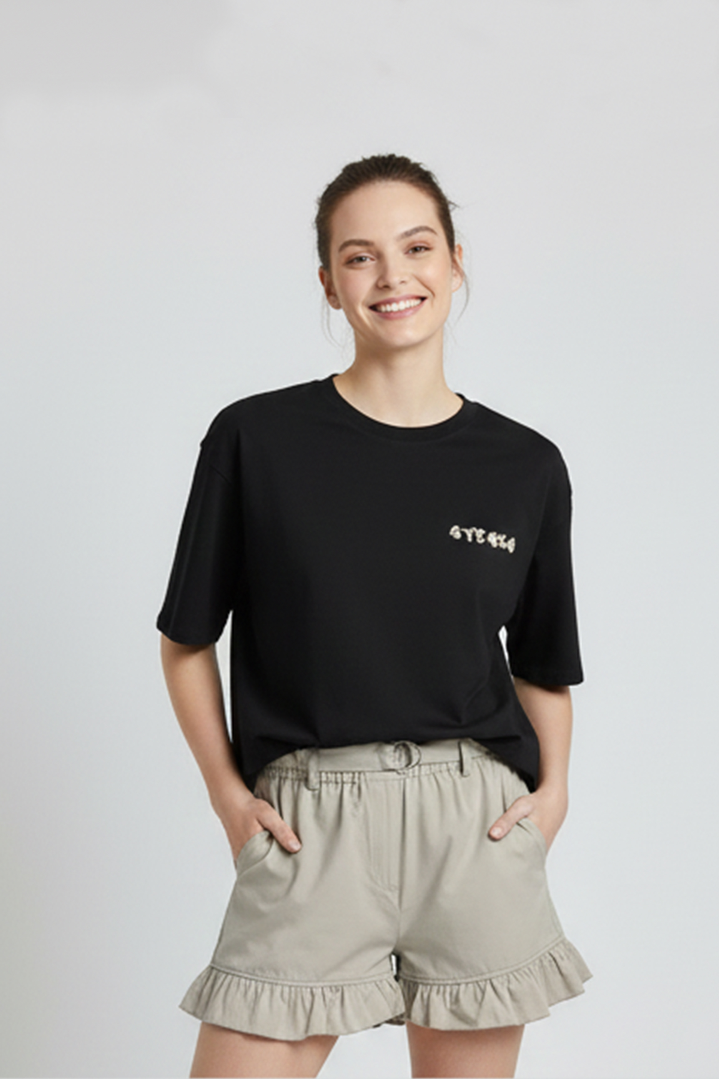 ICONIC GRAPHIC PRINTED OVERSIZED T-SHIRT