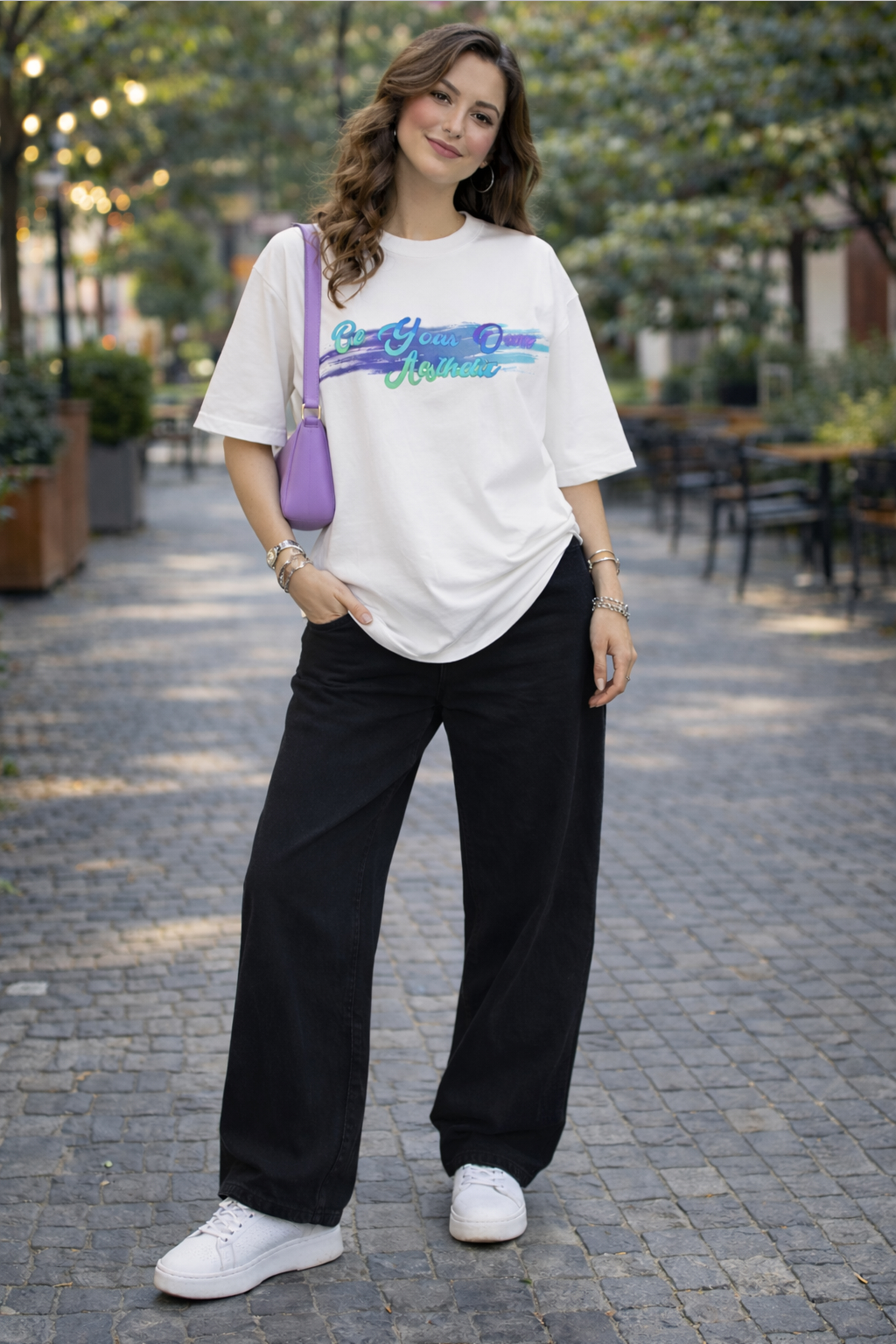 MODERN OVERSIZED TEE