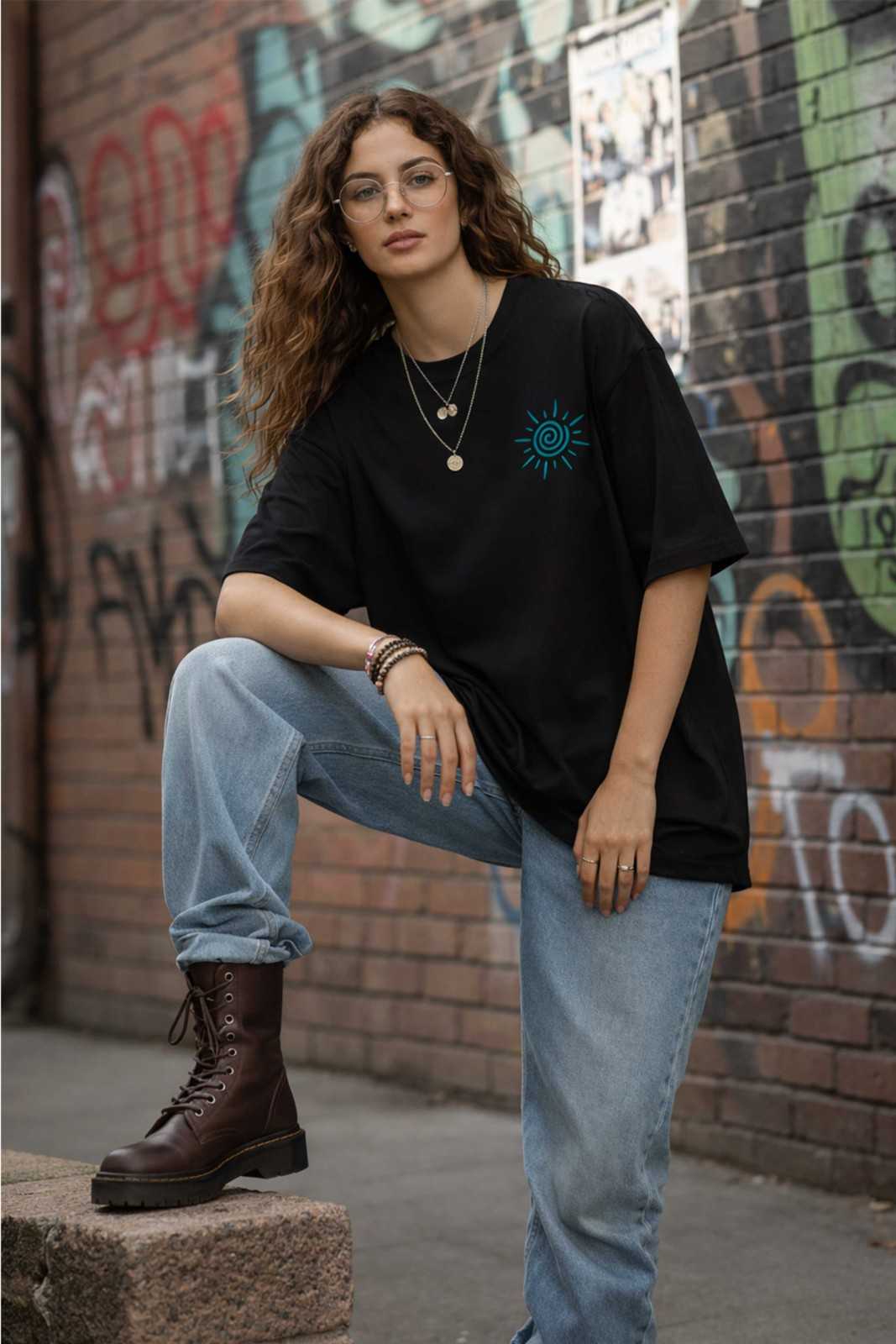 BLUE SPIRAL OVERSIZED TEE