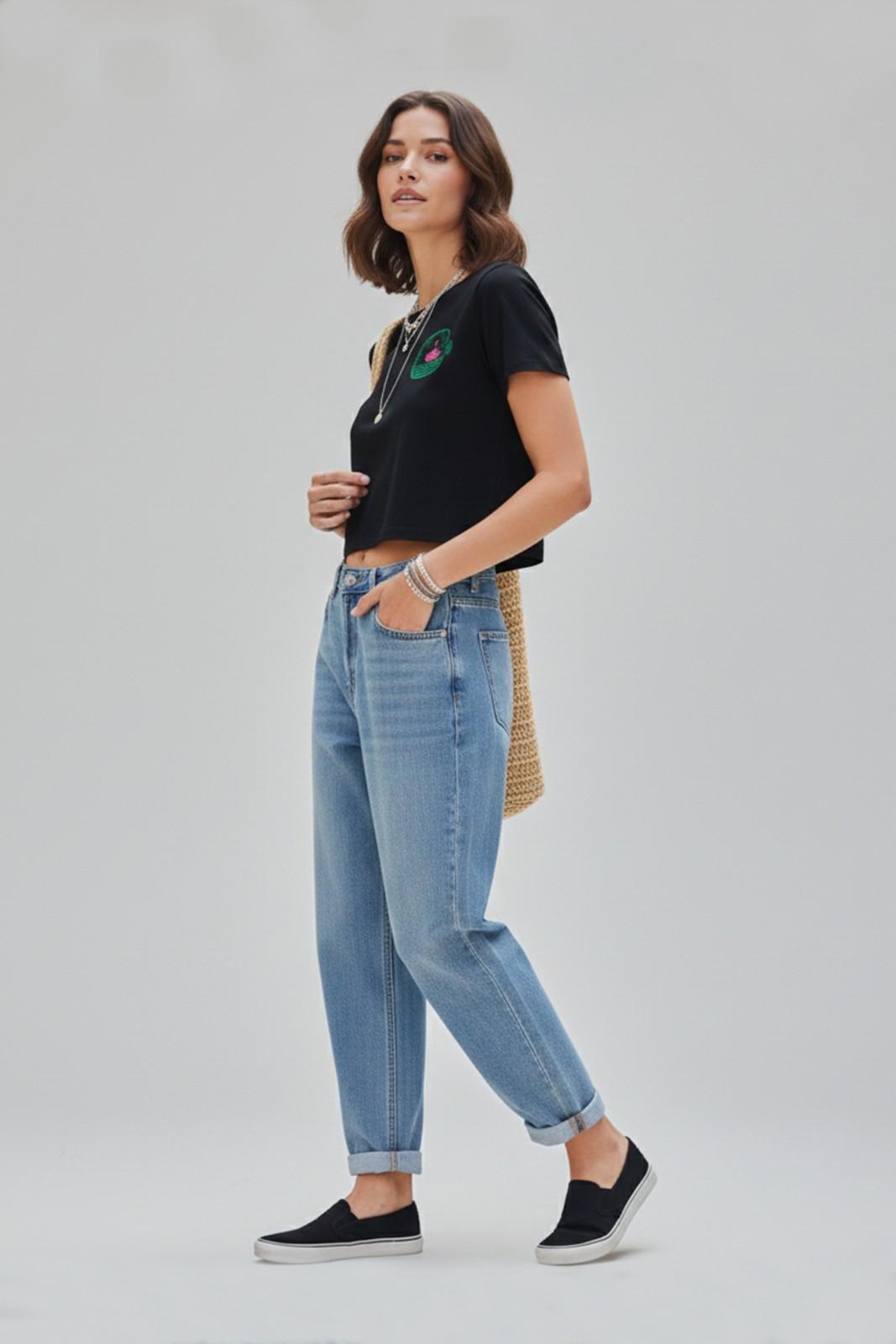 PINK PORT GRAPHIC TEE