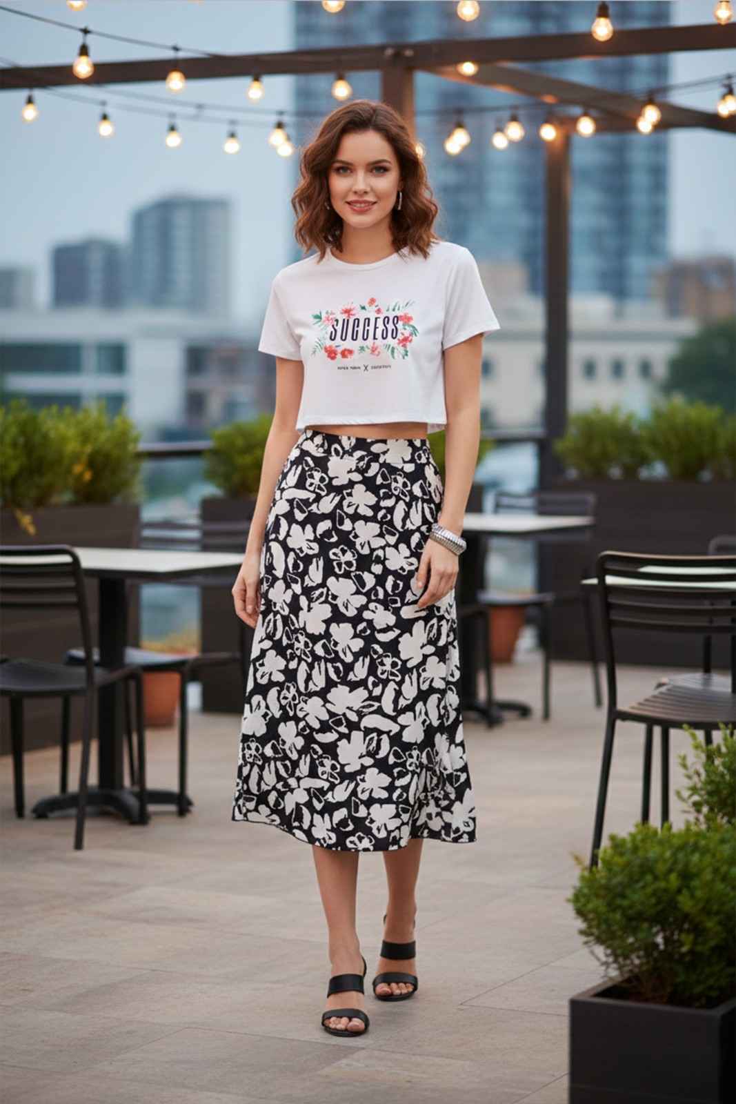SUCCESS GRAPHIC PRINTED CROP TOP