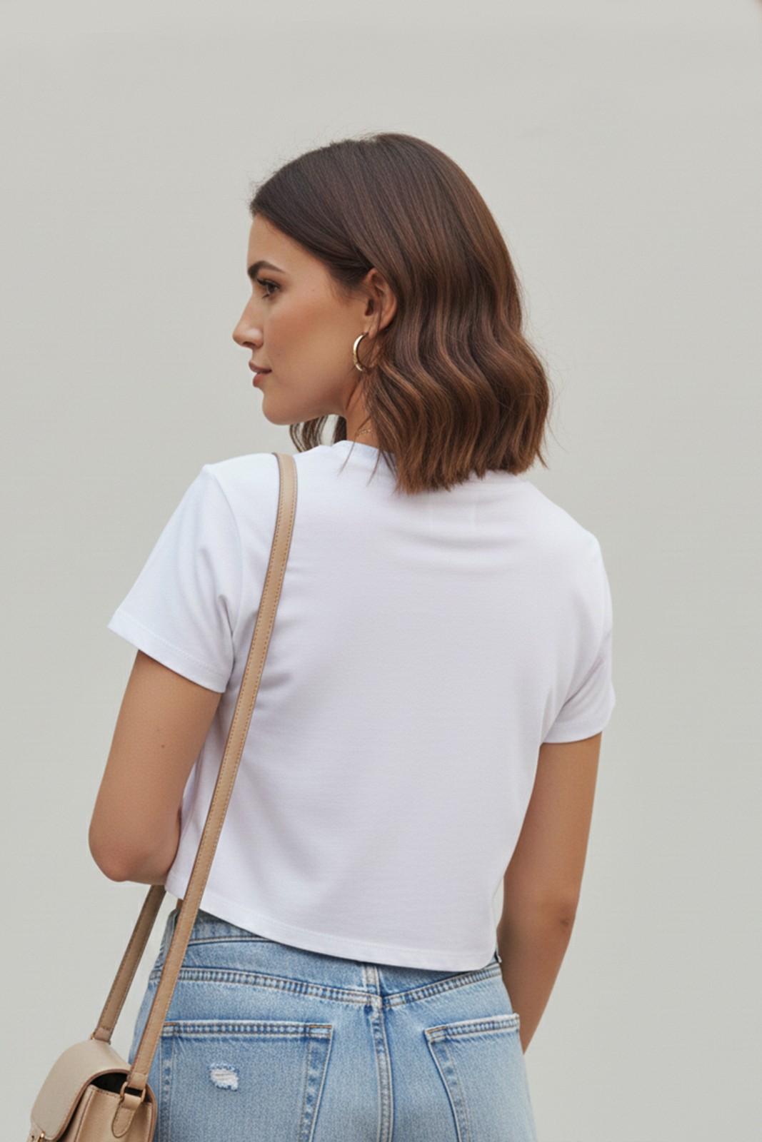 LETTER PRINTED CROP T-SHIRT