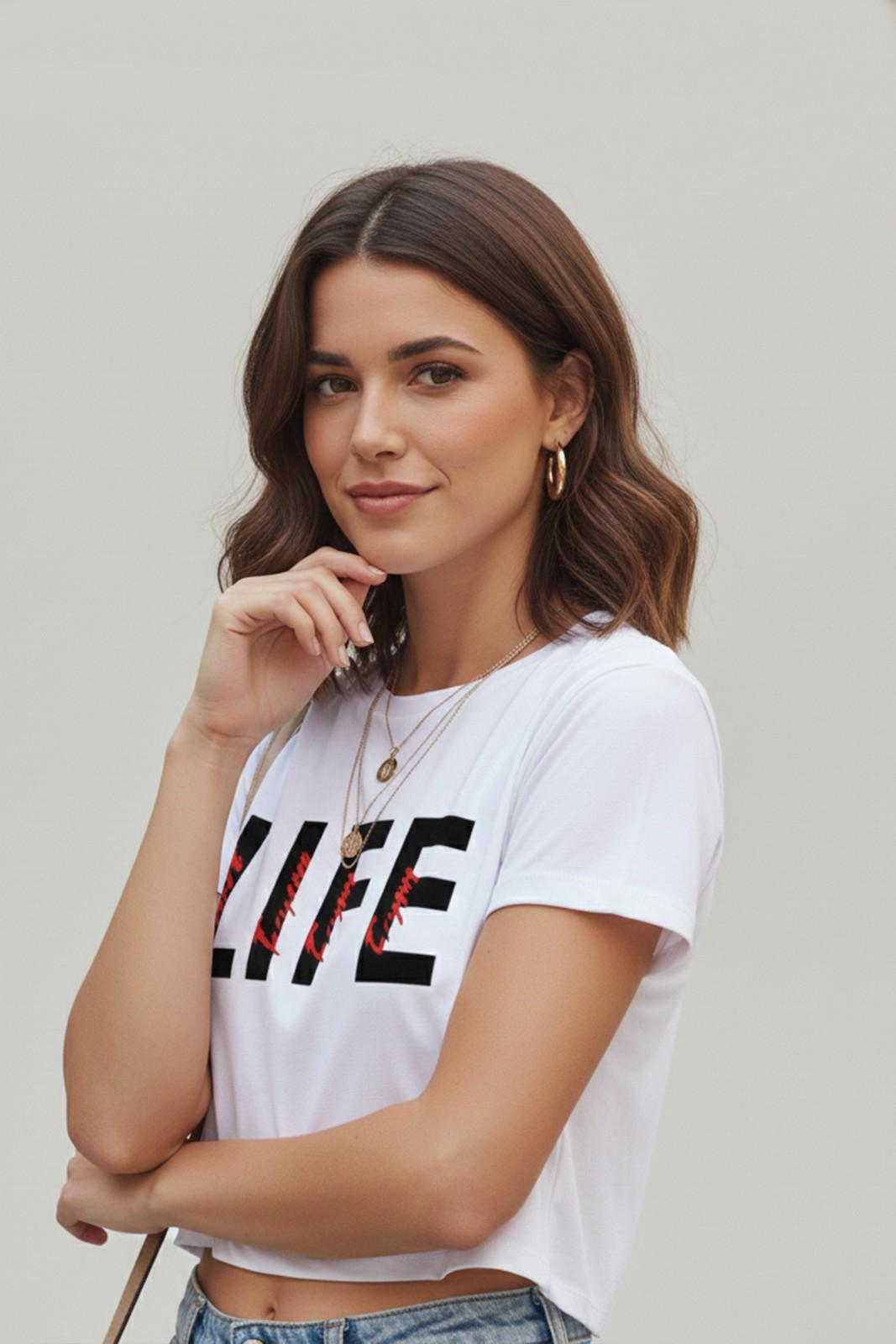 LETTER PRINTED CROP T-SHIRT