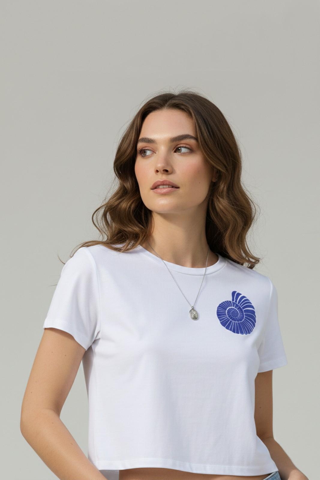 SHELL GRAPHIC PRINTED CROP TEE