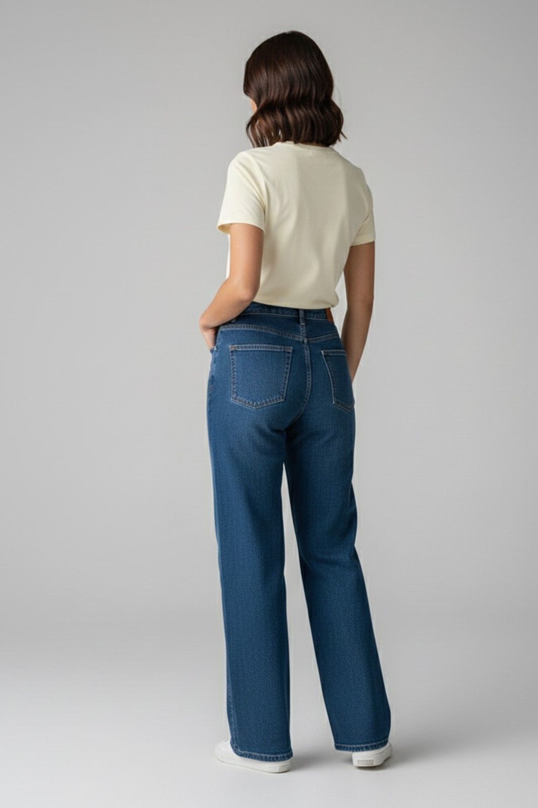 PREETY GRAPHIC PRINTED REGULAR T-SHIRT