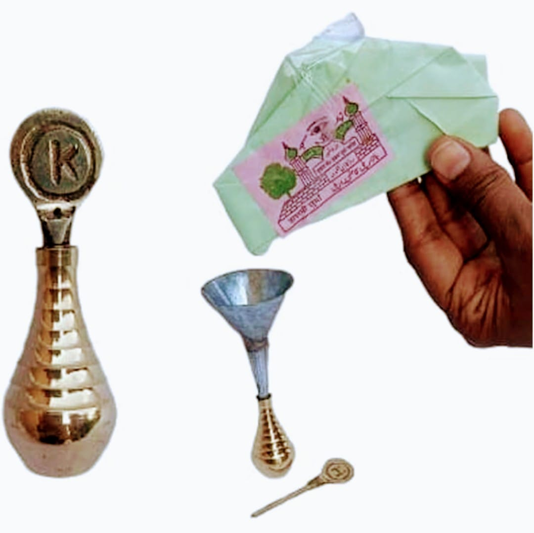 Brass Surmedani With Funnel/Kuppi And Surma Use In Eye's Makeup [Size-8-cm] Pack Of-1 Funnel, 2 Surma Packed,1 Brass Surmedani