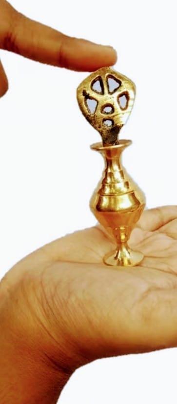 Brass Surmedani With Funnel/Kuppi And Surma Use In Eye's Makeup [Size-9-cm] Pack Of-1 Funnel, 2 Surma Packed, 1 Brass Surmedani