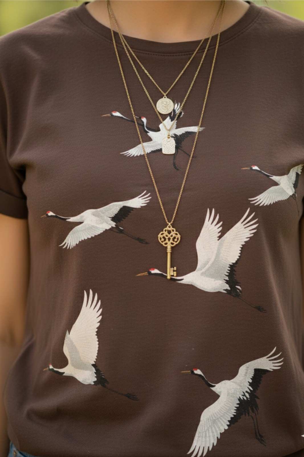 FLYING CRANES GRAPHIC PRINT TEE