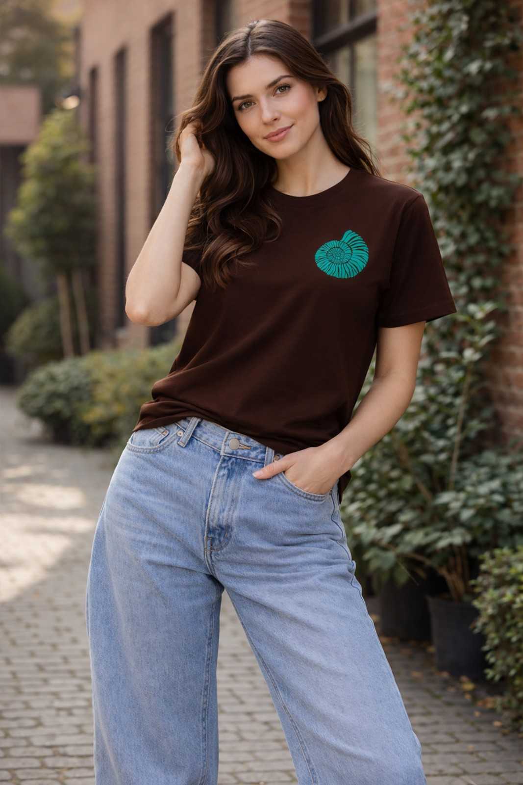 SHELL GRAPHIC PRINTED REGULAR T-SHIRT