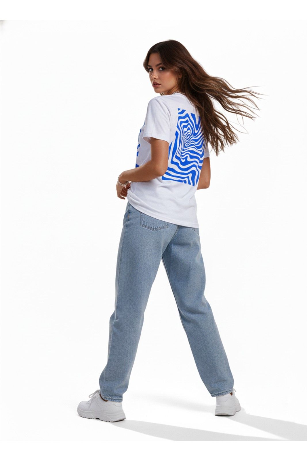 ABSTRACT GRAPHIC PRINTED TEE