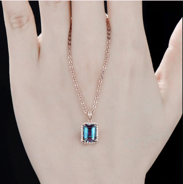 Stone Pendant Necklace Chain Set with Matching Earrings